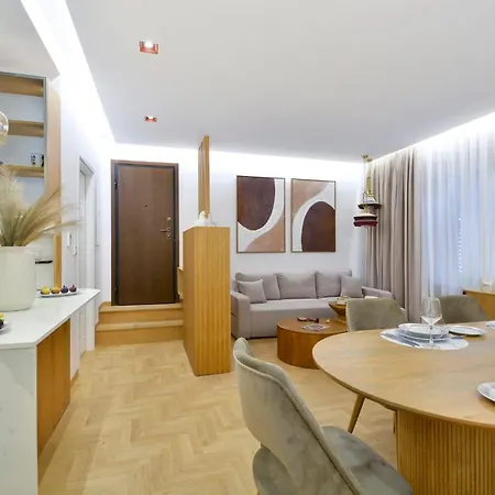 Daire Fill In Luxury Apartment, Corfu Old Town Korfu